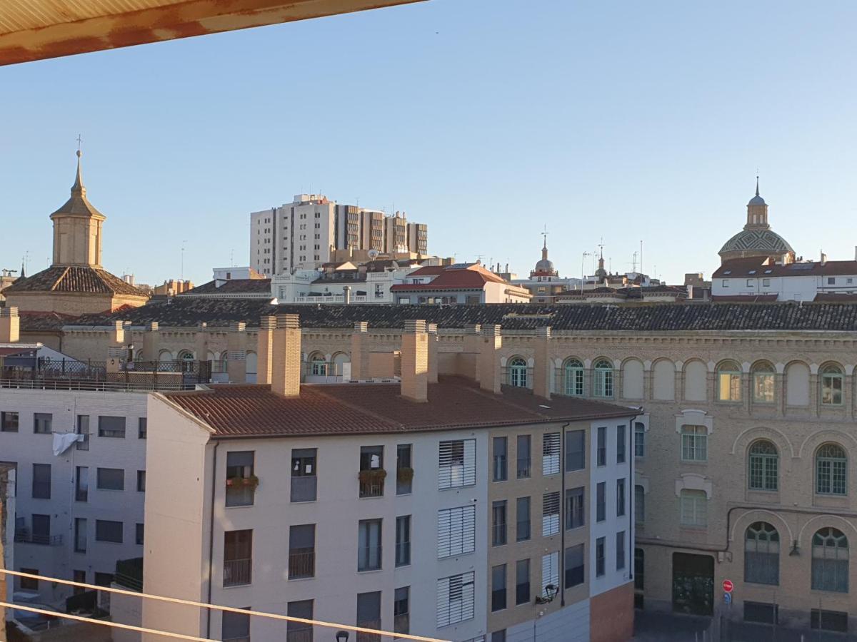 Apartmán Atico Muy Luminoso Con Parking, Zaragoza Exteriér fotografie